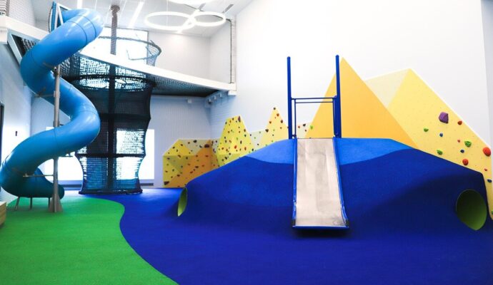 Lakeland Safety Surfacing-Poured-In-Place Rubber Lakeland Safety Surfacing-Poured-In-Place Rubber